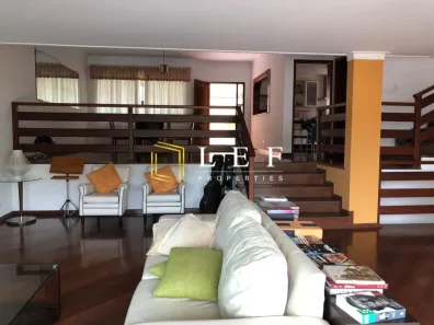 Casa com 4 Quartos à venda, 345m² no Jardim Peri Peri, São Paulo