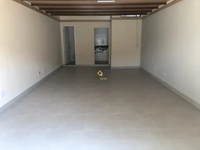 Ponto Comercial para alugar, 42m² no Indaiá, Belo Horizonte