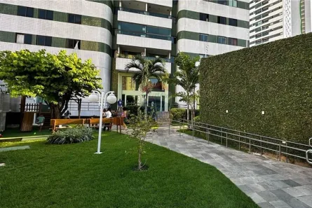 Apartamento com 4 Quartos para alugar, 135m² no Madalena, Recife
