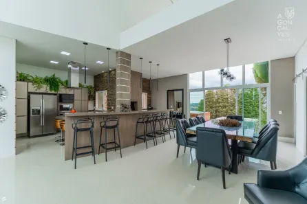 Casa de Condomínio com 4 Quartos à venda, 338m² no Pousada Quatro Barras, Quatro Barras