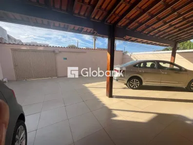 Casa com 3 Quartos à venda, 160m² no Santa Rita I, Montes Claros