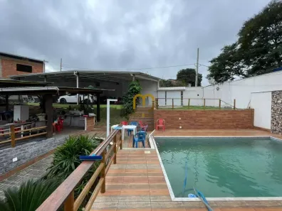 Casa com 5 Quartos para alugar, 800m² no Paciência, Rio de Janeiro
