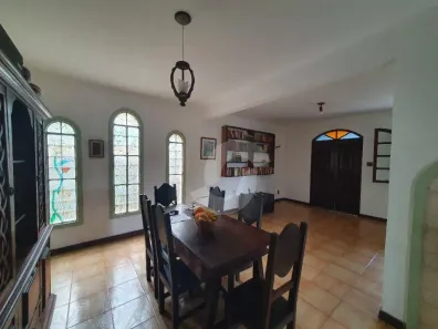 Casa com 5 Quartos à venda, 200m² no Piratininga, Niterói