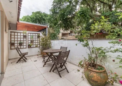 Casa de Condomínio com 3 Quartos à venda, 224m² no Pedra Redonda, Porto Alegre