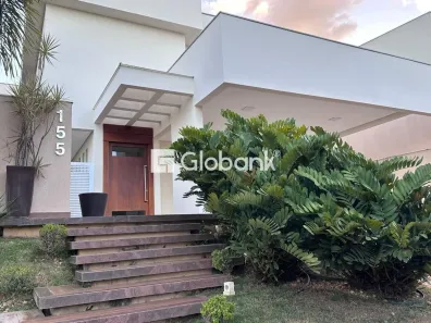 Casa de Condomínio com 4 Quartos à venda, 368m² no Ibituruna, Montes Claros