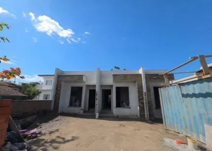 Casa com 2 Quartos à venda, 55m² no Espinheiros, Joinville