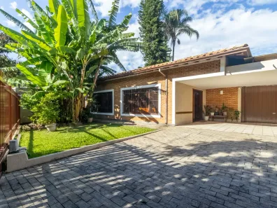 Casa com 3 Quartos à venda, 245m² no Vila Madalena, São Paulo