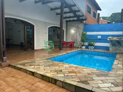 Casa com 3 Quartos à venda, 200m² no Marina, Mongaguá