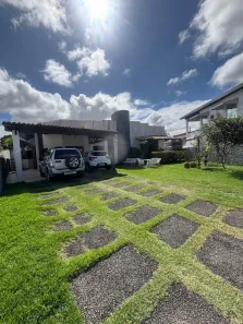 Casa de Condomínio com 4 Quartos à venda, 300m² no Candelária, Natal