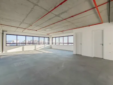 Sala Comercial à venda, 74m² no Boa Vista, Porto Alegre