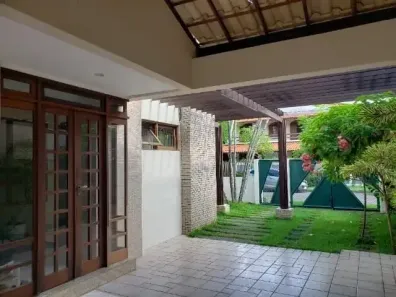 Casa de Condomínio com 5 Quartos à venda, 600m² no Piatã, Salvador