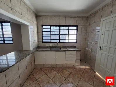 Casa com 3 Quartos à venda, 174m² no Vila Grego, Santa Bárbara D'Oeste