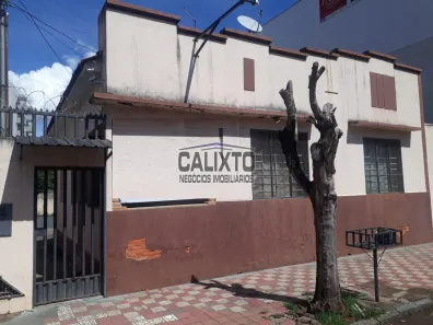 Casa com 3 Quartos à venda, 120m² no Centro, Uberlândia