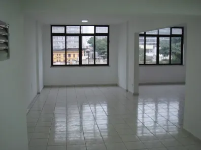 Ponto Comercial para alugar, 90m² no Sé, São Paulo
