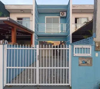 Casa com 2 Quartos para alugar, 67m² no Aventureiro, Joinville
