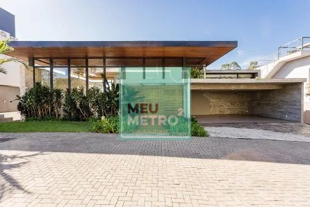 Casa de Condomínio com 4 Quartos à venda, 597m² no Cacupé, Florianópolis