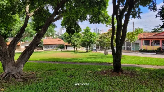 Casa com 4 Quartos à venda, 200m² no Vila Redenção, Goiânia