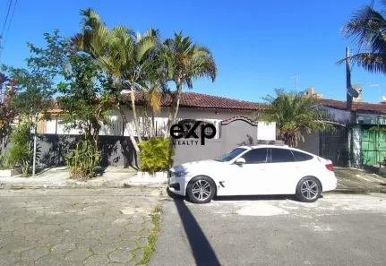 Casa com 2 Quartos para alugar, 90m² no Maracanã, Praia Grande