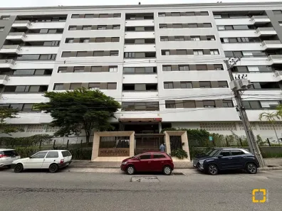Apartamento com 2 Quartos à venda, 65m² no Coloninha, Florianópolis