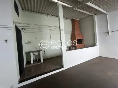 Casa com 4 Quartos à venda, 318m² no Santa Rosa, Uberlândia
