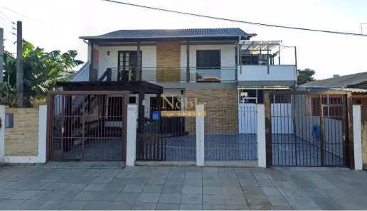 Sobrado com 9 Quartos à venda, 410m² no Torres, Torres
