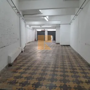 Ponto Comercial para alugar, 230m² no Luz, São Paulo