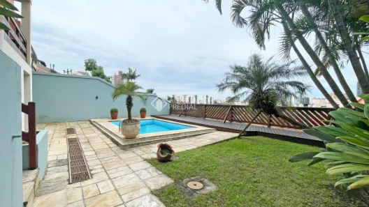 Casa com 3 Quartos à venda, 389m² no Boa Vista, Porto Alegre