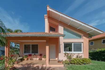 Casa de Condomínio com 3 Quartos à venda, 400m² no Campo Novo, Porto Alegre