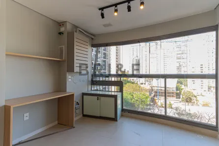 Apartamento com 1 Quarto para alugar, 30m² no Jardim das Acácias, São Paulo