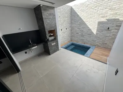 Casa de Condomínio com 3 Quartos à venda, 200m² no Centro, Petrolina
