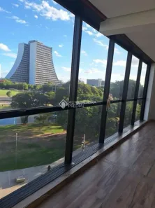 Sala Comercial à venda, 68m² no Centro Histórico, Porto Alegre