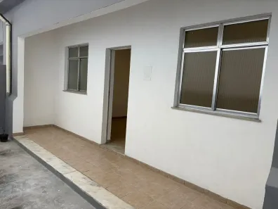 Casa com 1 Quarto para alugar, 78m² no Centro, Nova Iguaçu