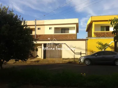 Casa com 4 Quartos à venda, 152m² no Segismundo Pereira, Uberlândia