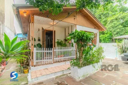 Casa com 5 Quartos à venda, 300m² no Nonoai, Porto Alegre