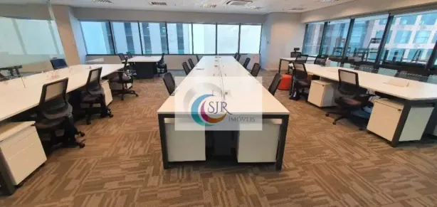 Sala Comercial para alugar, 754m² no Vila Olímpia, São Paulo