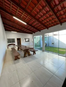 Casa com 3 Quartos à venda, 220m² no Jardim Serrano, Caldas Novas