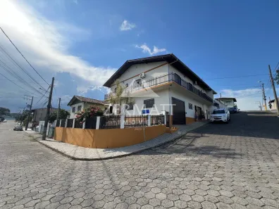 Casa com 3 Quartos à venda, 288m² no Bela Vista, Gaspar