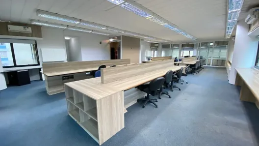 Sala Comercial para alugar, 180m² no Cidade Monções, São Paulo