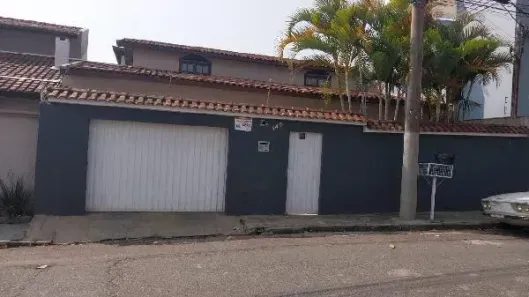 Casa com 3 Quartos à venda, 454m² no São Geraldo, Poços de Caldas