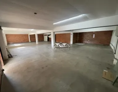 Galpão/Depósito/Armazém para alugar, 240m² no Corrêas, Petrópolis