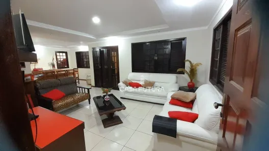 Casa com 3 Quartos à venda, 280m² no Santa Rosa, Barra Mansa