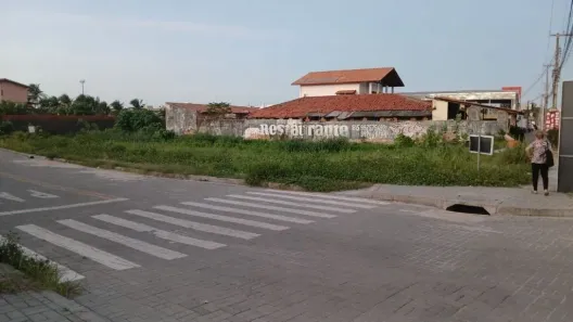 Lote/Terreno à venda, 611m² no Porto das Dunas, Aquiraz