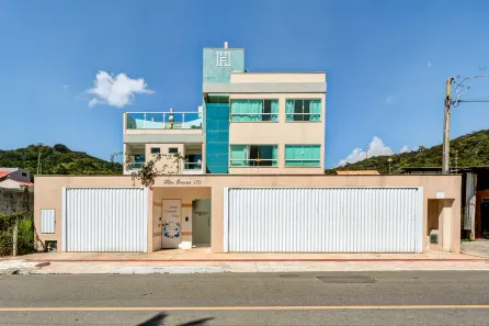 Apartamento com 2 Quartos à venda, 86m² no Praia dos Amores, Balneário Camboriú