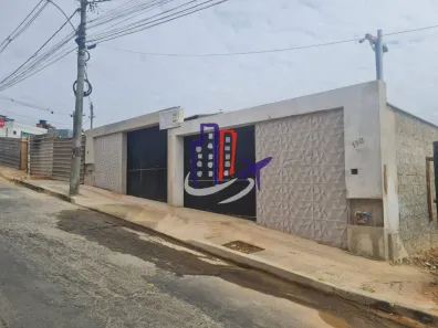 Casa com 3 Quartos à venda, 180m² no Industrial São Luiz, Contagem