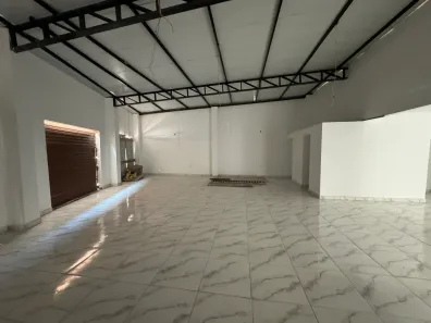 Ponto Comercial para alugar, 217m² no Morada da Serra, Cuiabá