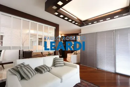 Apartamento com 4 Quartos à venda, 220m² no Vila Uberabinha, São Paulo