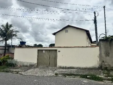 Casa com 2 Quartos à venda, 64m² no São Pedro, Esmeraldas
