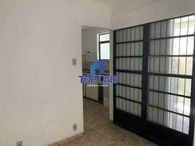 Casa com 2 Quartos para alugar, 60m² no Penha, Rio de Janeiro