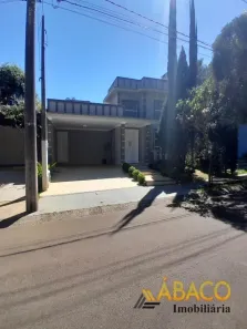 Casa com 3 Quartos à venda, 210m² no Jardim Jockey Clube, São Carlos