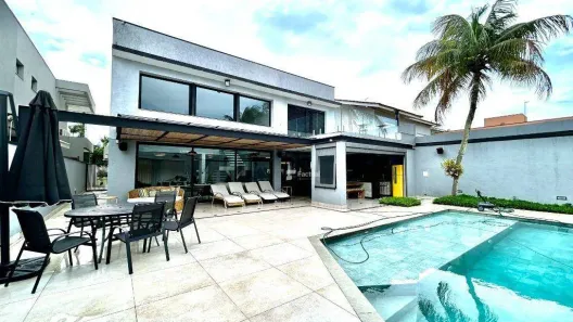 Casa de Condomínio com 5 Quartos à venda, 400m² no Jardim Acapulco, Guarujá